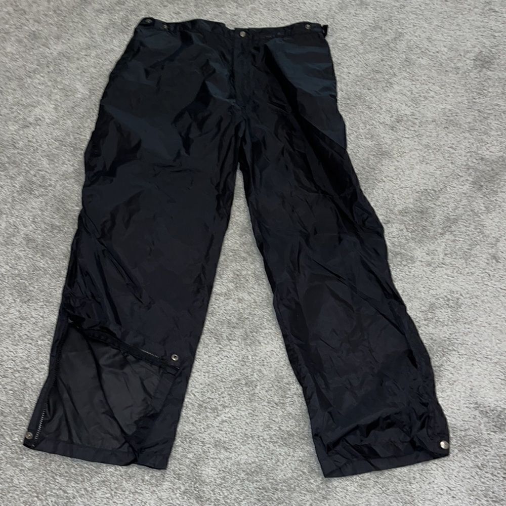 Black acuity pullover waterproof nylon golf pants zipper on legs snap over XL